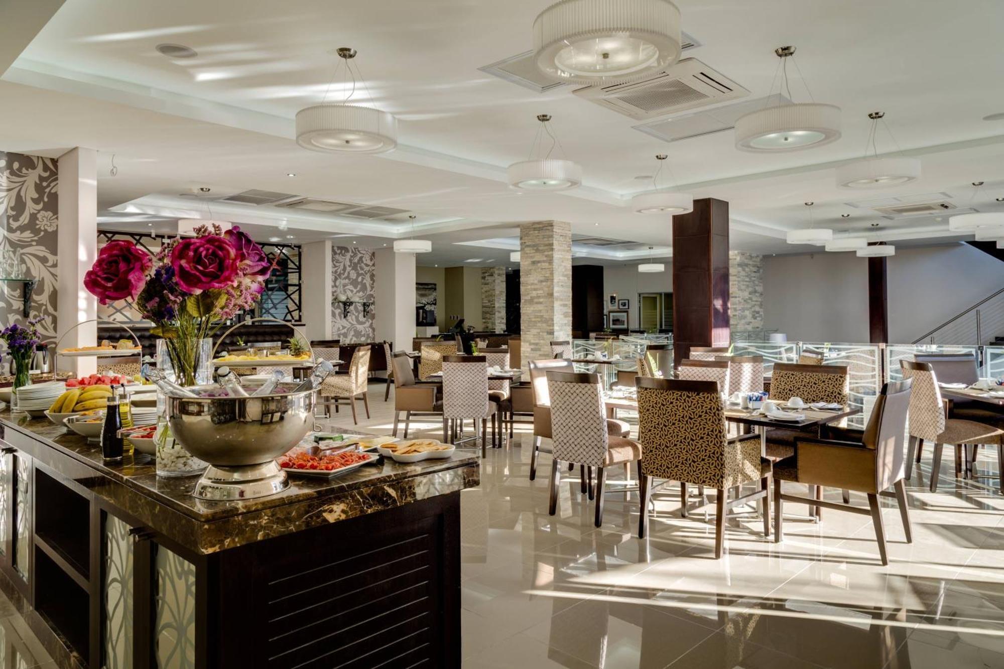 Protea Hotel By Marriott Upington Buitenkant foto